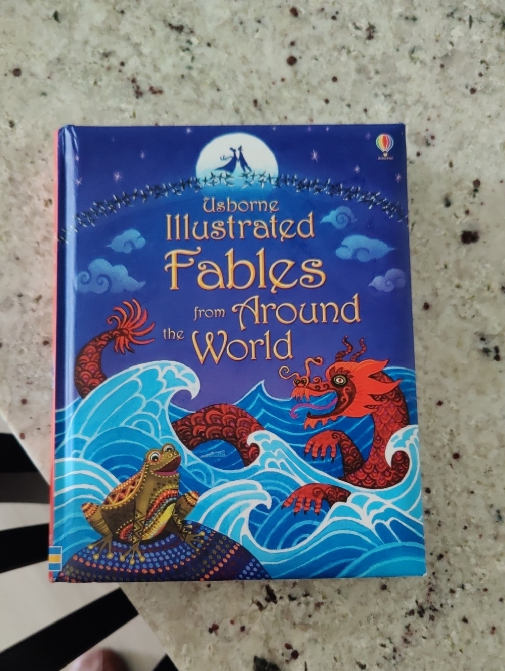 Usborne Illustrated Fables from Around the World Padded Hardcover Y2K Cottagecor